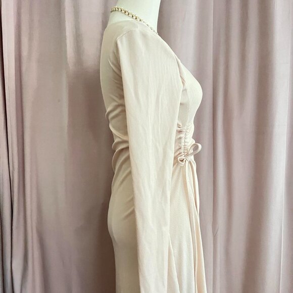 Korean Cream Midi Dress With Ties - Picture 4 of 6